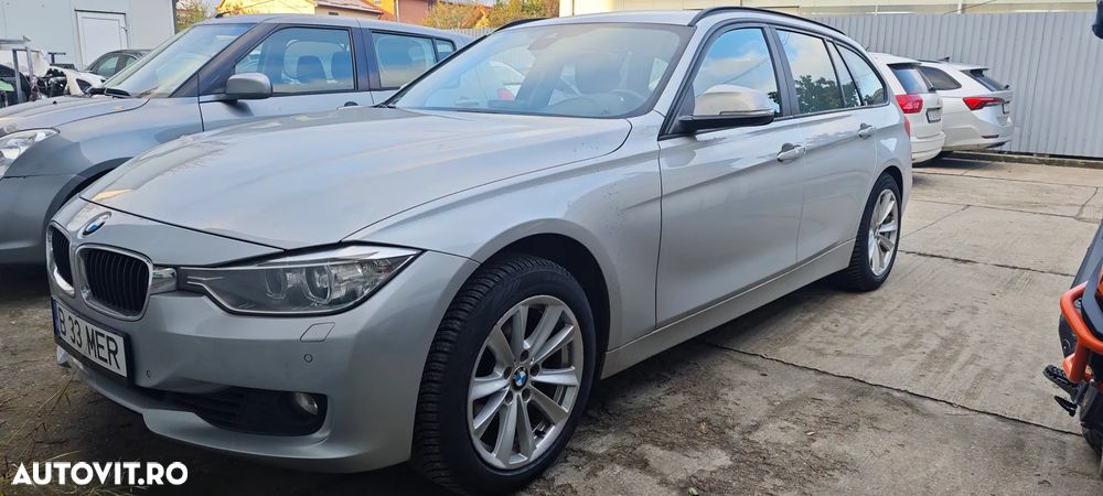 BMW Seria 3 320i Touring Aut. Modern Line - 9
