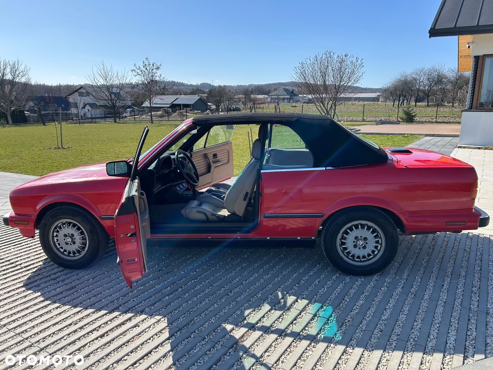 BMW Seria 3 325i - 10