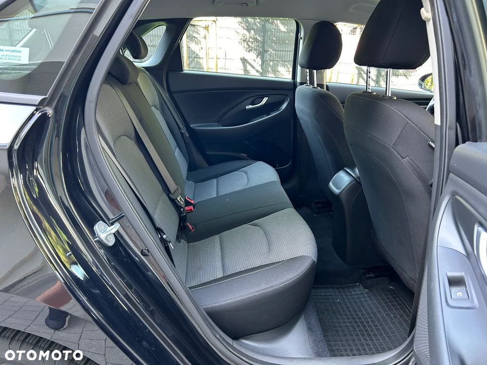 Hyundai i30 1.5 DPI Modern - 27