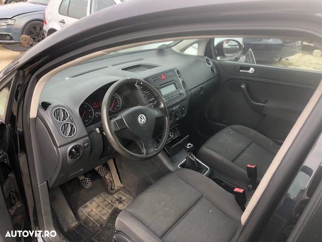 Dezmembrez VW Golf Plus - 5