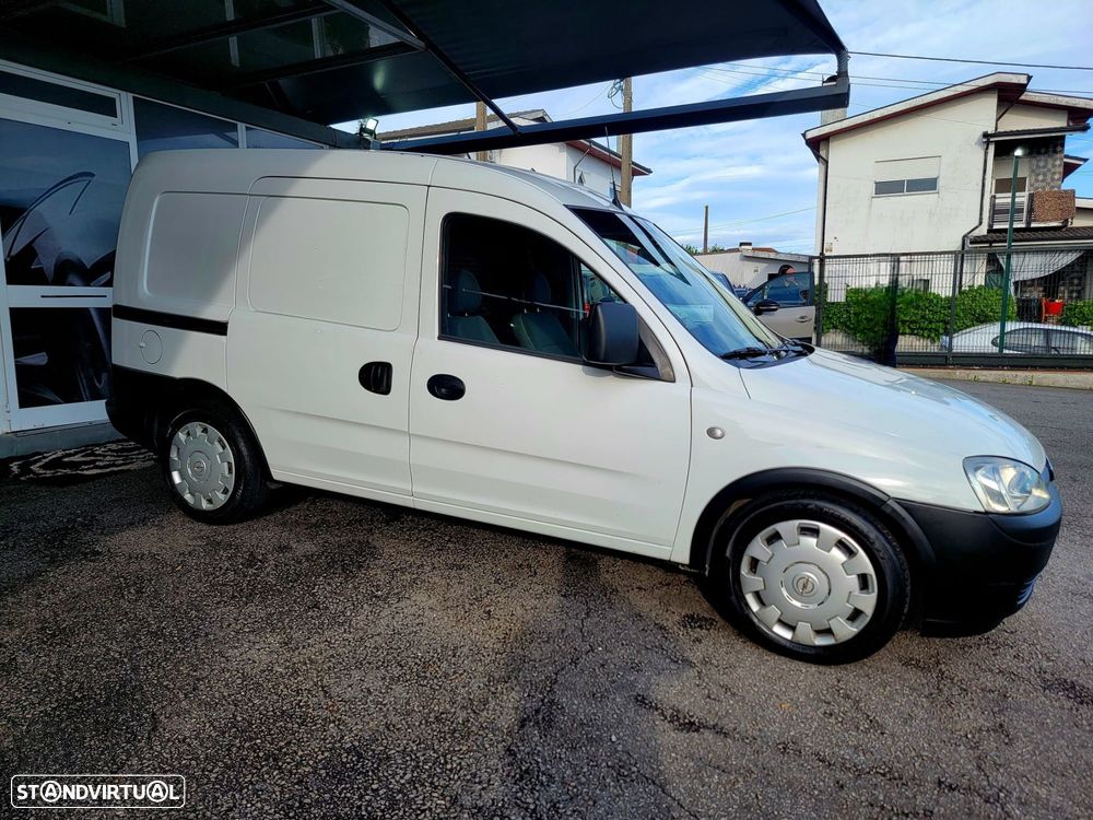 Opel Combo 1.7 CDTi - 11