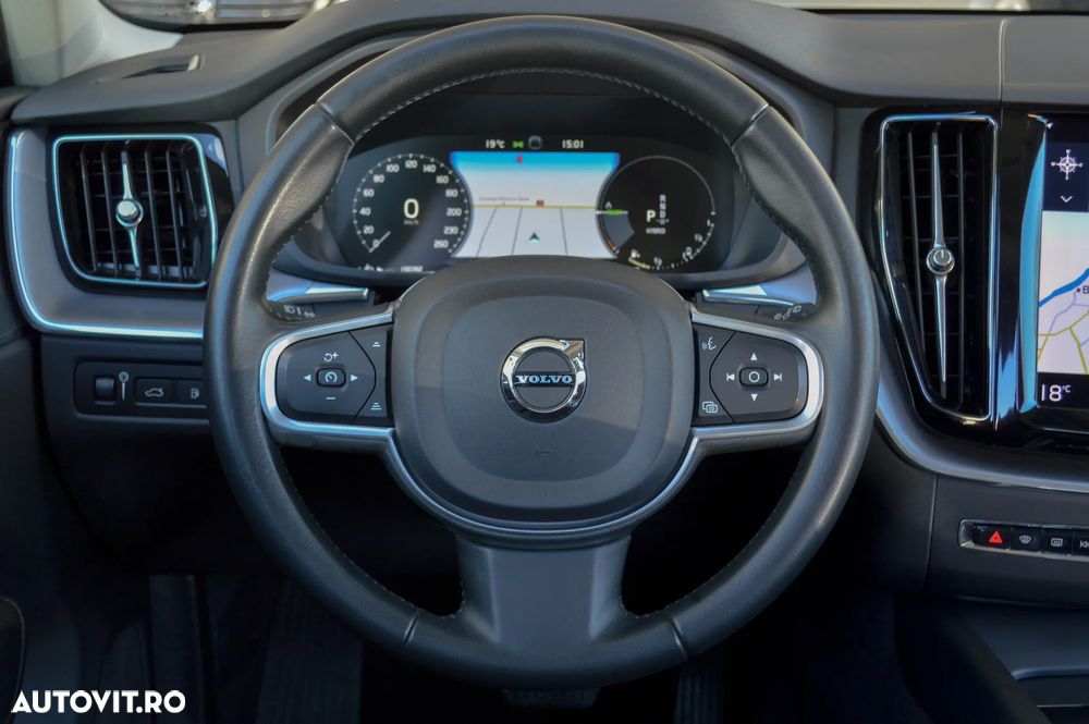 Volvo XC 60 T6 AWD Recharge Geartronic Inscription - 30