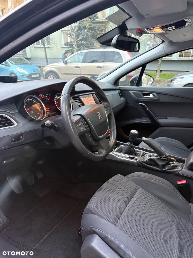 Peugeot 508 HDi FAP 140 Active - 12