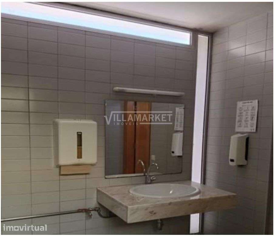 Edifício Comercial da banca composto por 2 pisos totalizando uma área - Grande imagem: 5/7