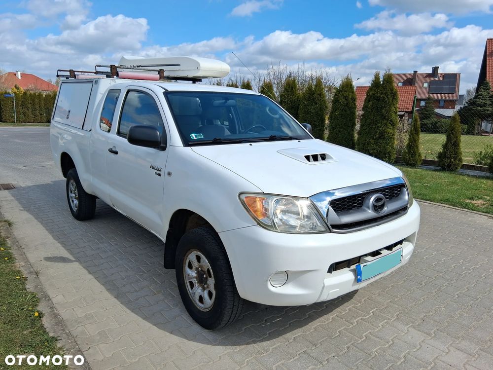 Toyota Hilux 2.5 D-4D DLX - 1