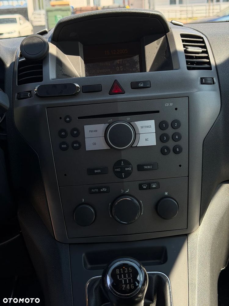 Opel Zafira 1.9 CDTI Sport - 10