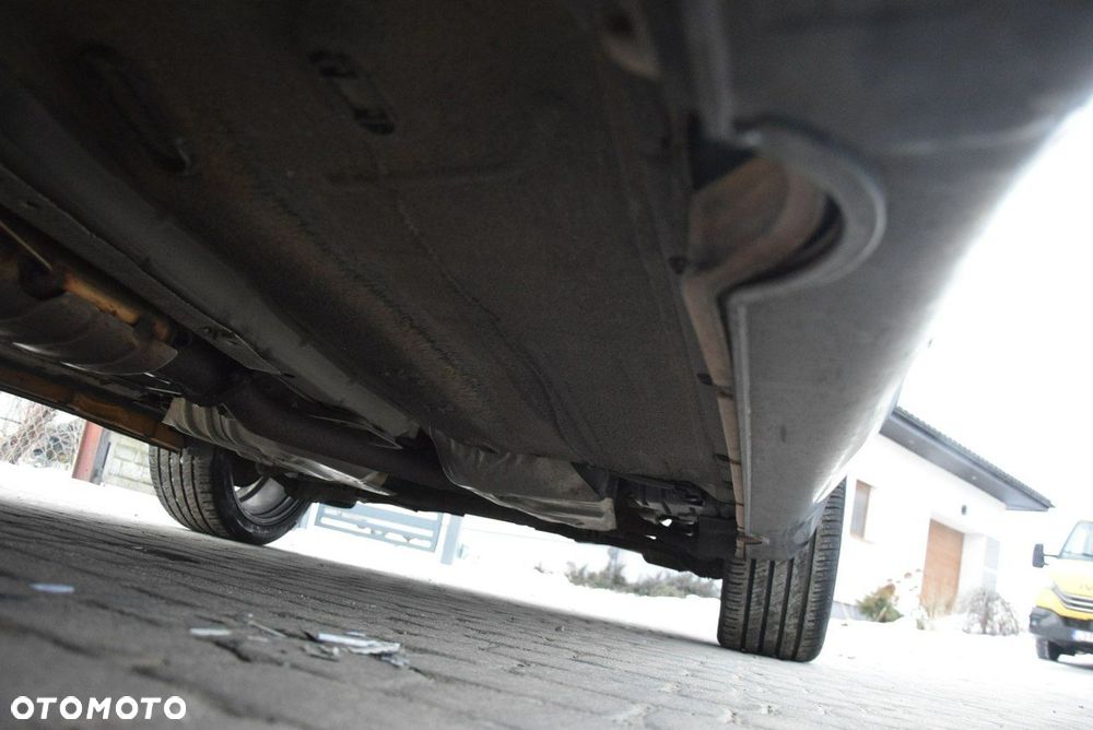 Ford Kuga 2.0 TDCi 4x4 Individual - 40