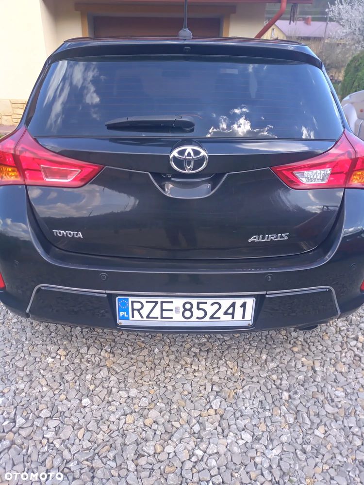 Toyota Auris 1.6 Premium Start - 4