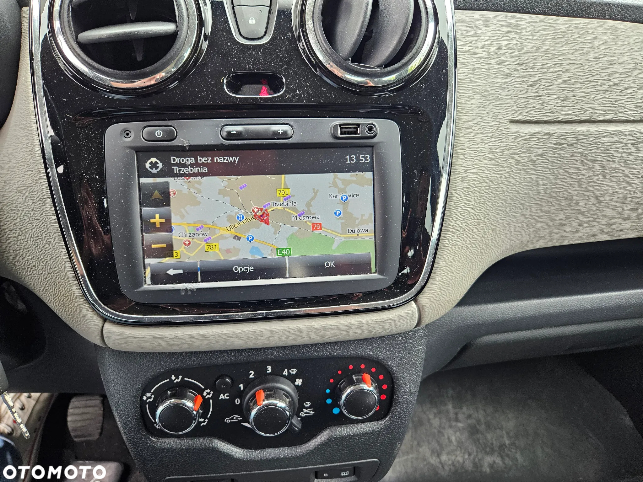 Dacia Lodgy 1.5 dCi Prestige - 17
