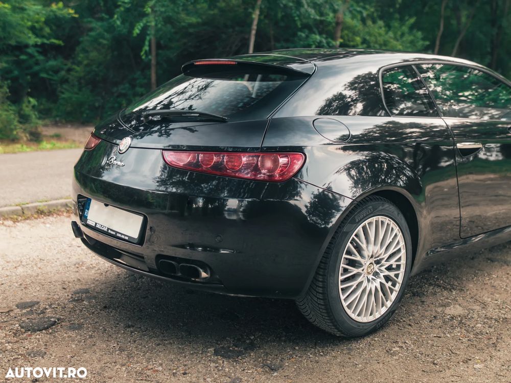 Alfa Romeo Brera - 8