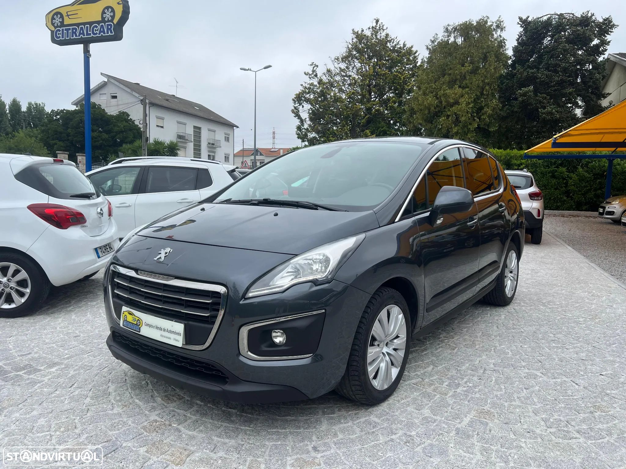 Peugeot 3008 1.6 HDi Allure - 1