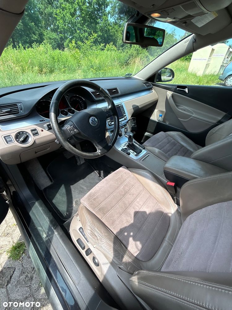 Volkswagen Passat - 3