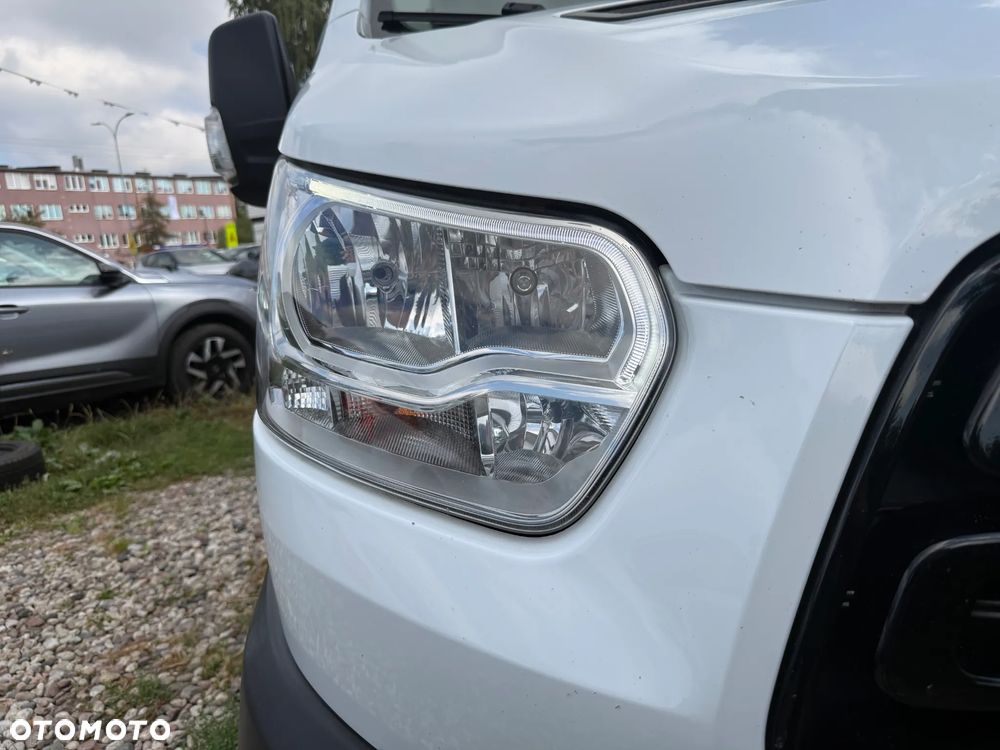 Ford Transit - 31