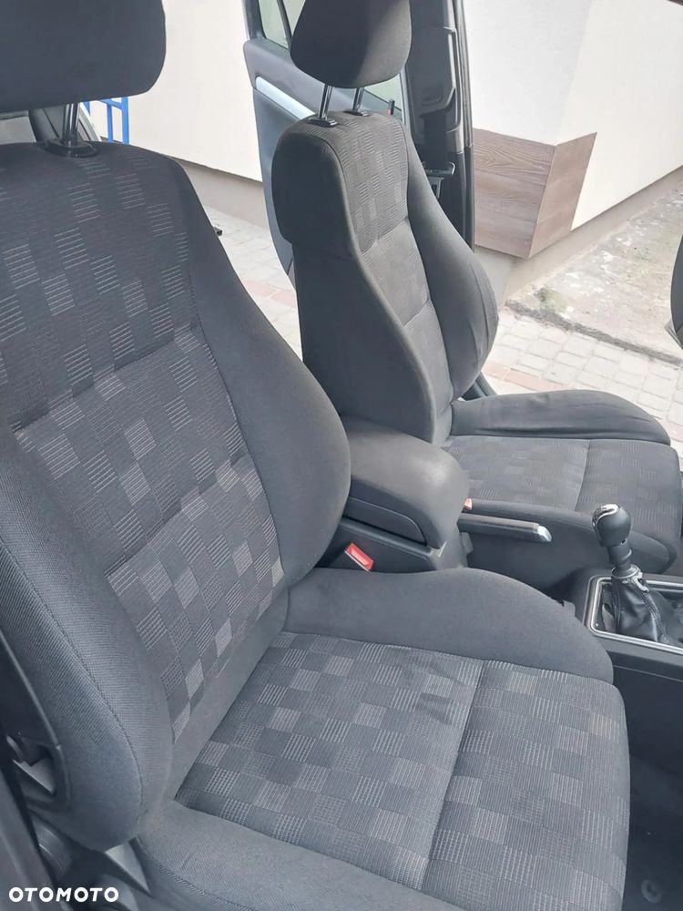 Opel Vectra 2.0 T Comfort - 8