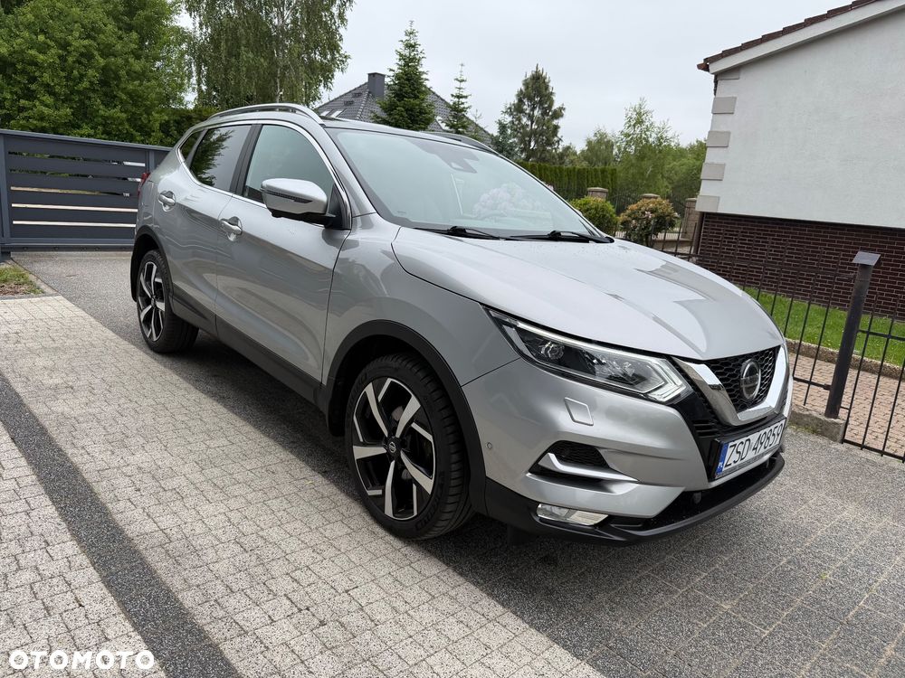 Nissan Qashqai 1.6 dCi Xtronic TEKNA+ - 32