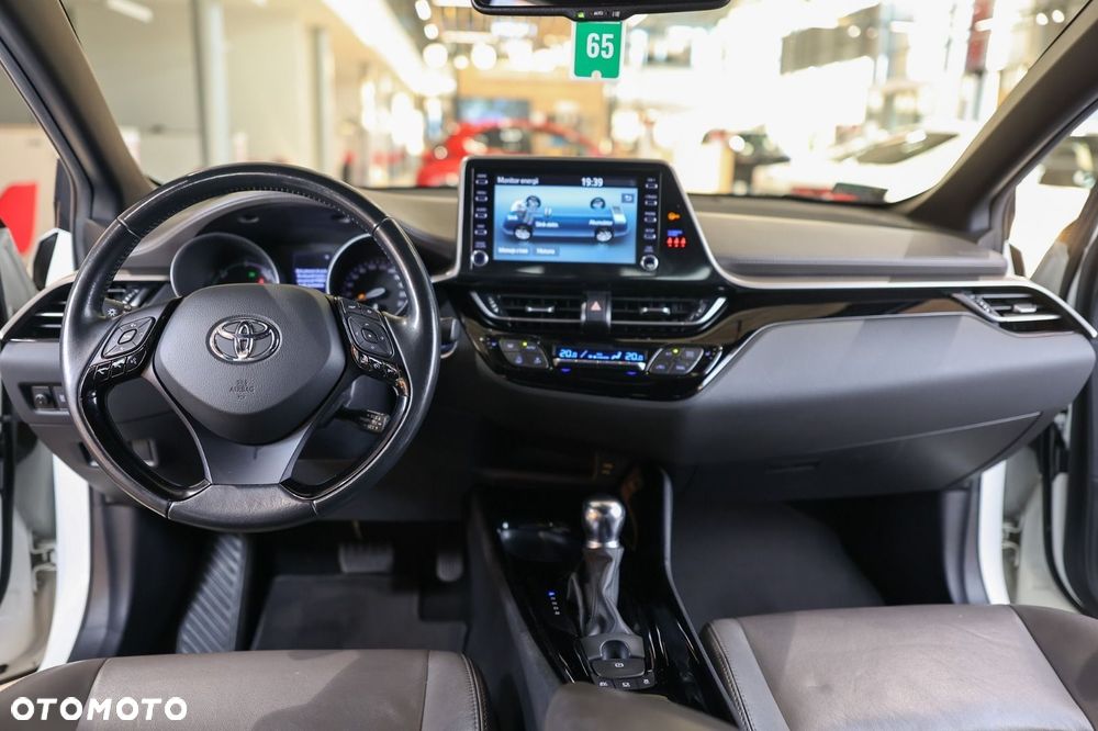 Toyota C-HR - 7