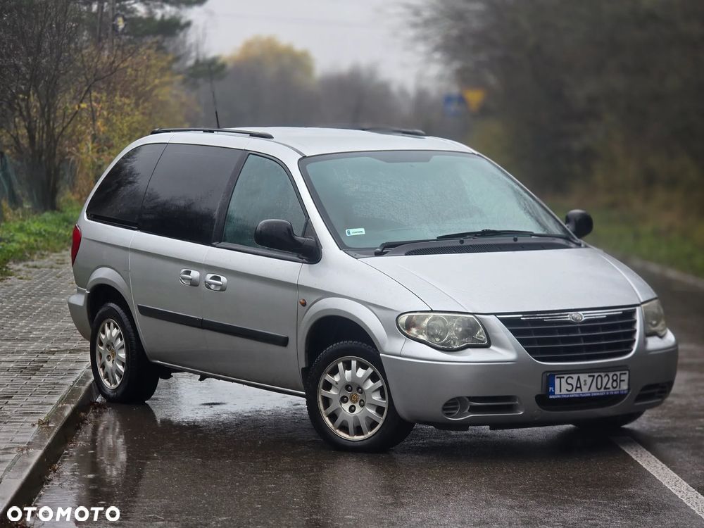 Chrysler Voyager 2.4 SE - 1