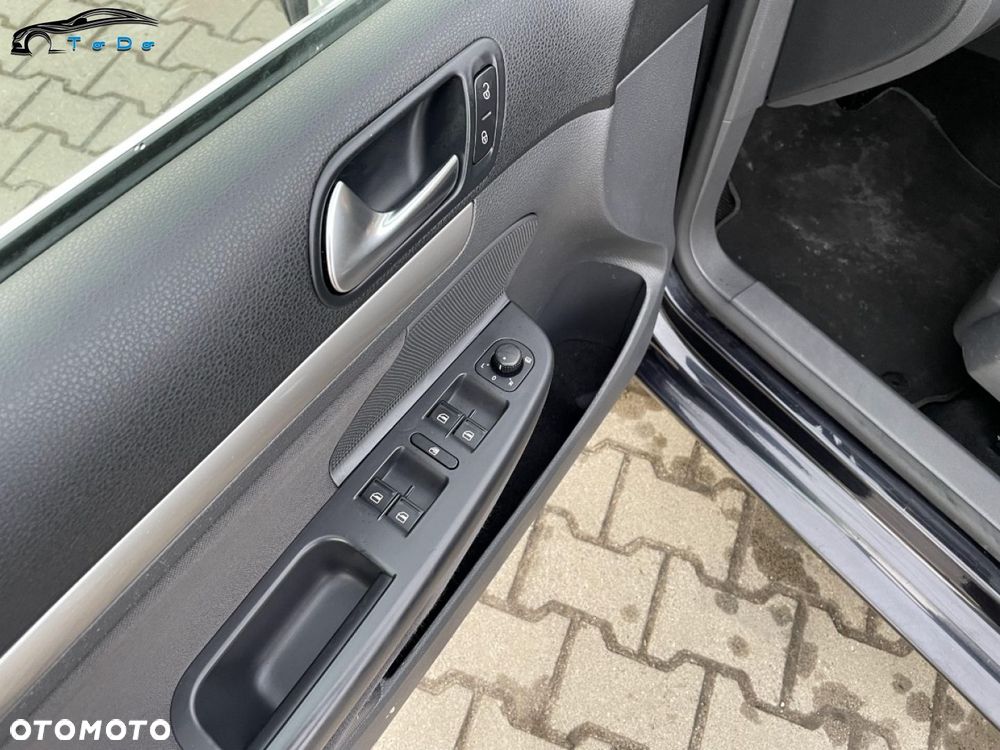 Volkswagen Golf 1.4 TSI Highline - 21