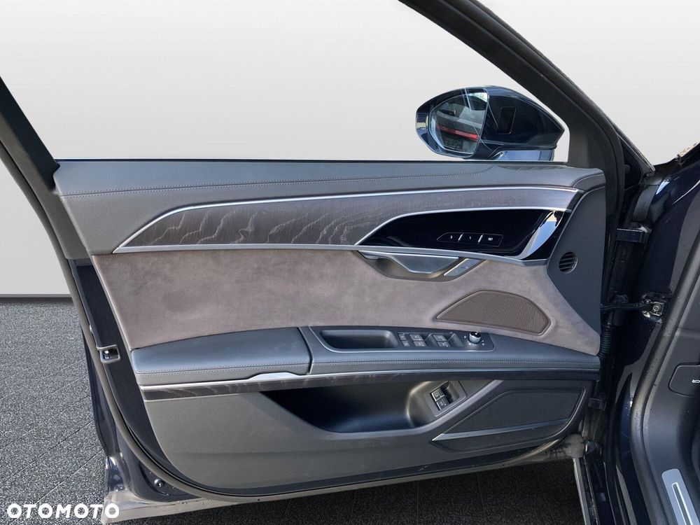 Audi A8 L 60 TFSI e Quattro Tiptronic - 29