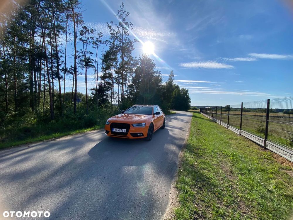 Audi A4 Avant 2.0 TDI Quattro Line - 10