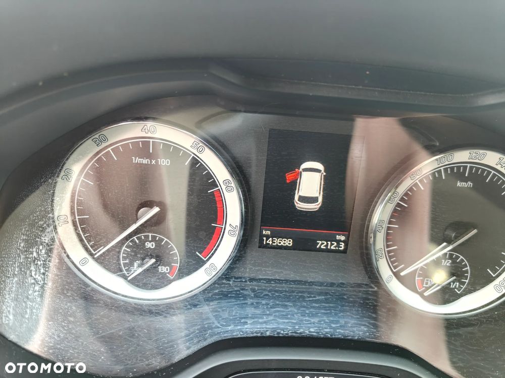 Skoda Karoq 1.5 TSI ACT 4x2 Style DSG - 10