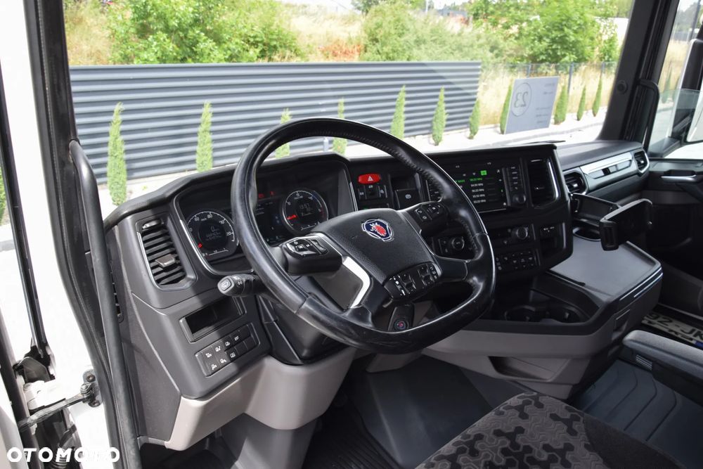 Scania 500S / FULL AIRMATIC / HYDRAULIKA / RETARDER / KLIMATYZACJA POSTOJOWA / ACC / KLIMA / 2 ZBIORNIKI PALIWA / FULL LEDY / FULL SPOILERY / SERWISOWANA / SPROWADZONA - 26