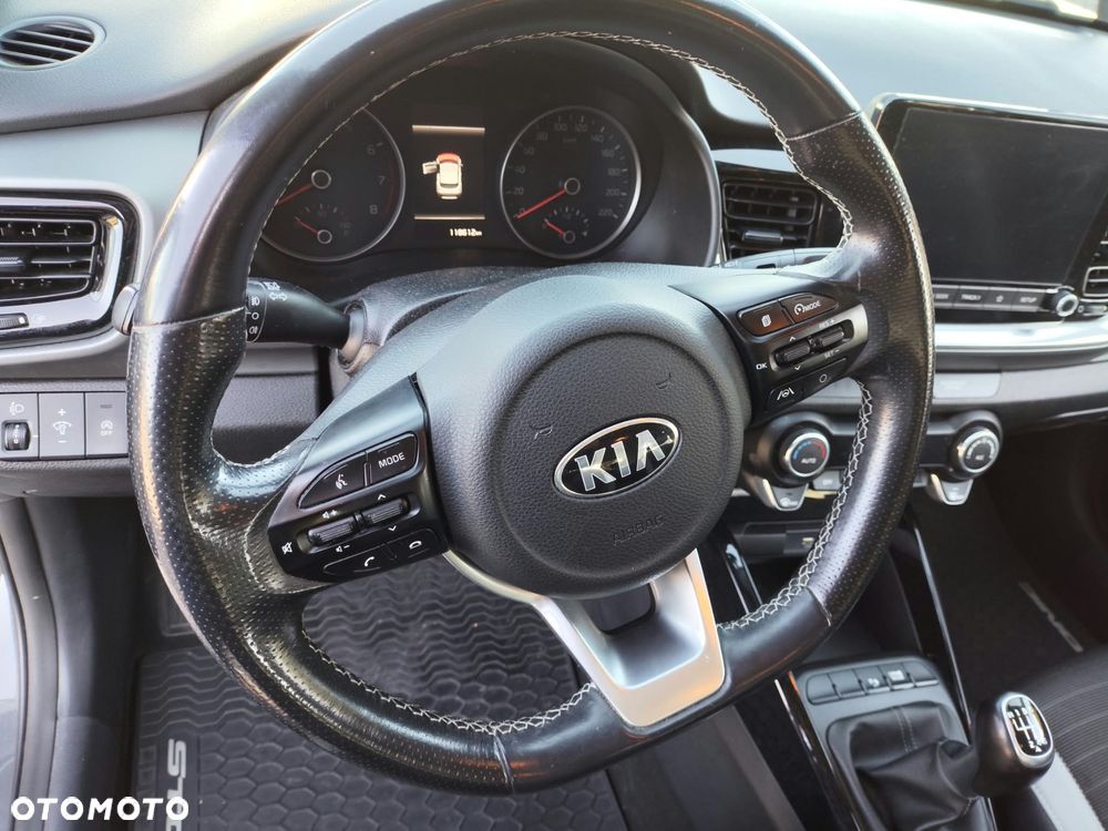 Kia Stonic - 6