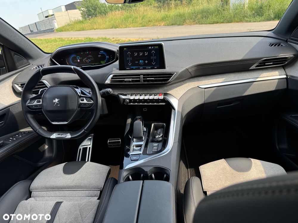 Peugeot 3008 1.6 PureTech Hybrid4 PHEV Allure Pack S&S EAT8 - 6