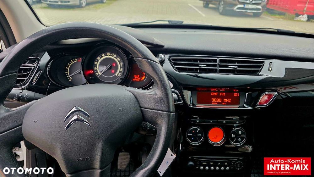 Citroën C3 1.2 PureTech Exclusive - 25