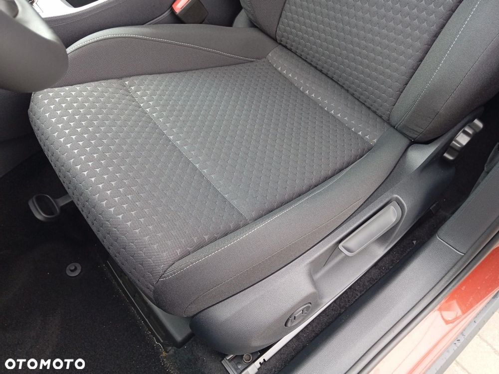 Volkswagen T-Roc - 17