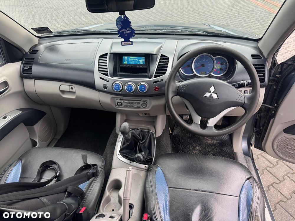 Mitsubishi L200 Pick Up 4x4 Intense Double Cab - 12