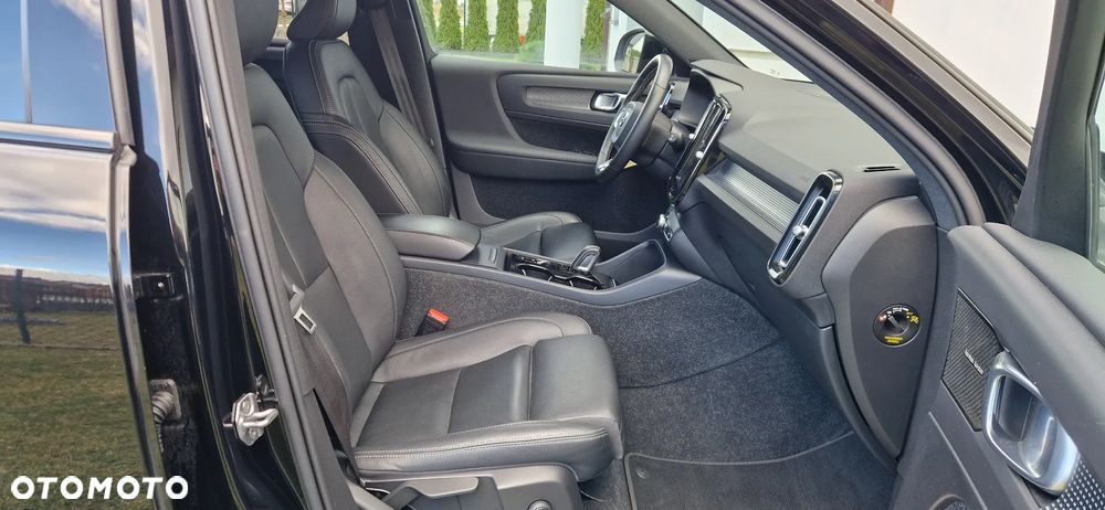 Volvo XC 40 D3 Geartronic R-Design - 31