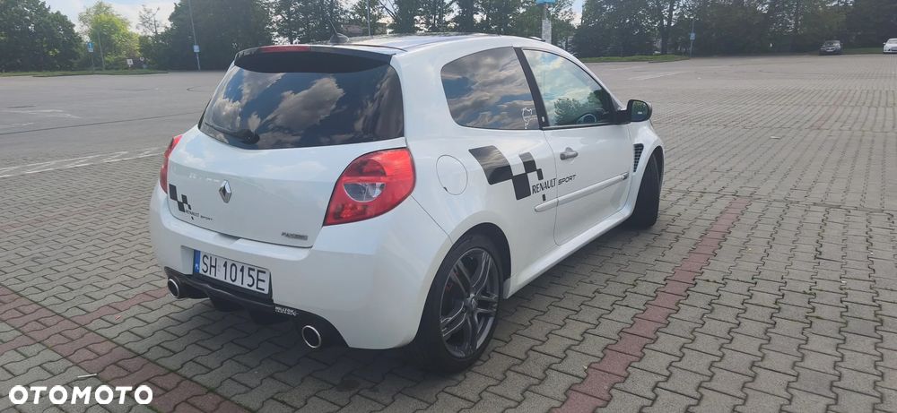 Renault Clio 2.0 16V Sport Euro5 - 19