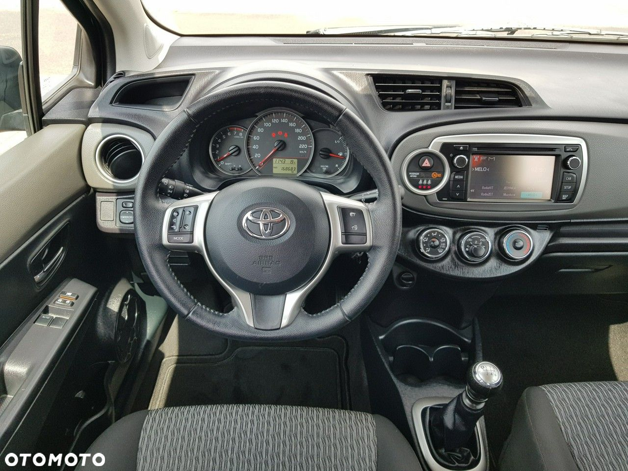 Toyota Yaris 1.33 VVT-i Club - 13