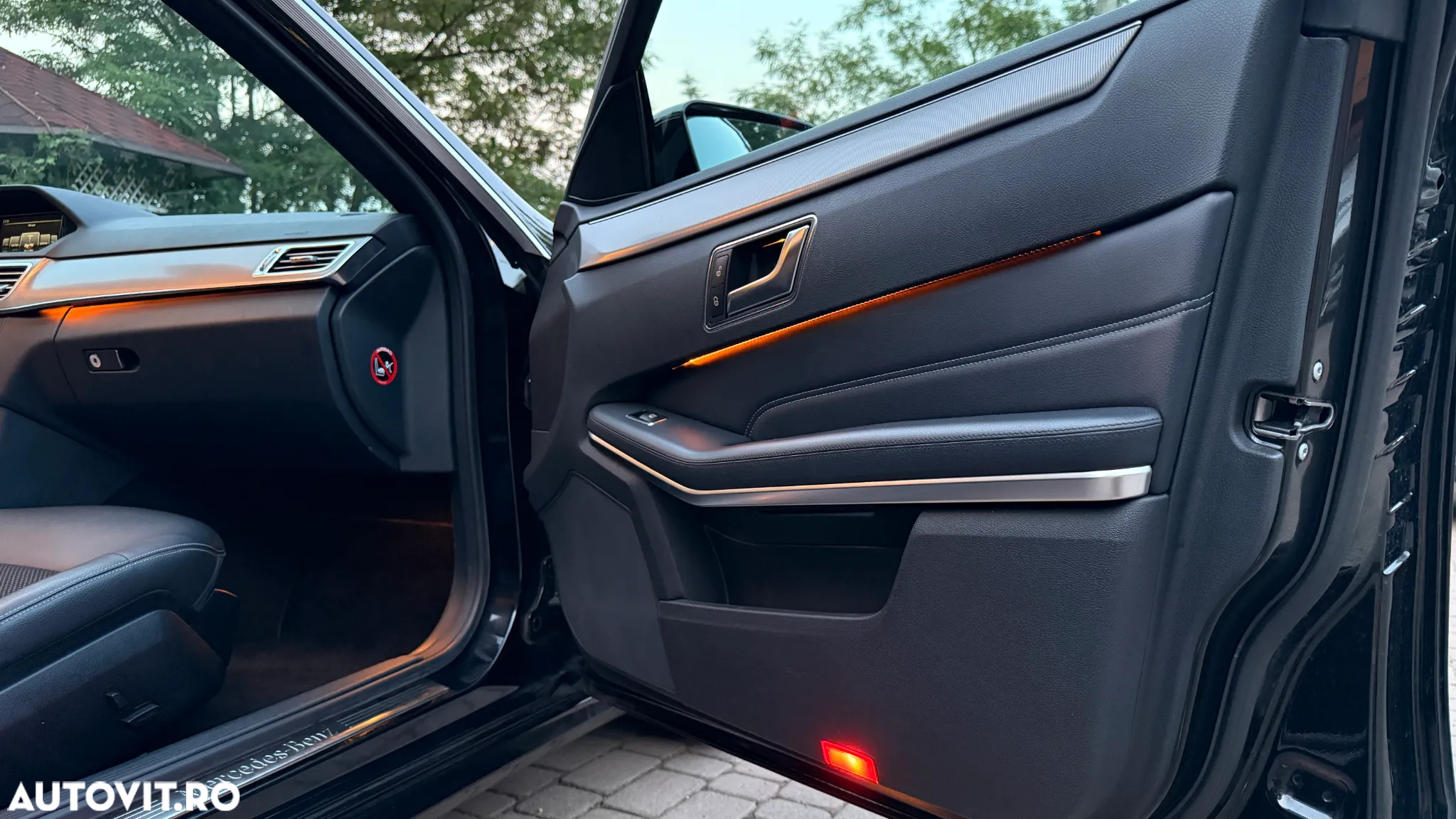 Mercedes-Benz E 250 BlueTEC 9G-TRONIC Avantgarde - 33