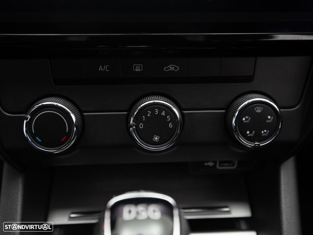 Skoda Octavia Break 2.0 TDI Ambition DSG - 17