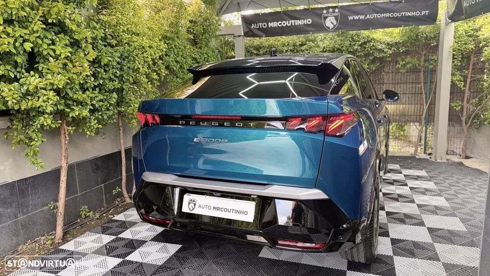 Peugeot E-3008 73 kWh GT - 9