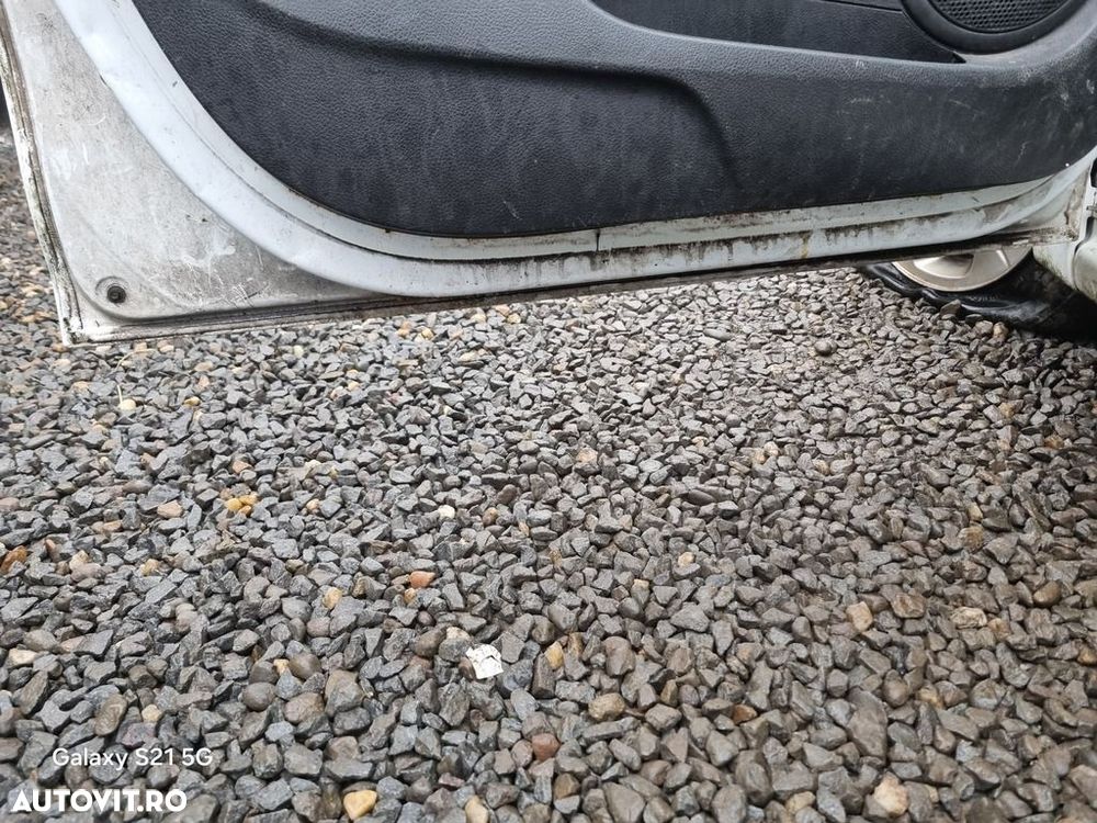 Usa Stanga Fata Dacia Dacia Logan II MCV 2013 - 2016 SUV 4 Usi Blanc Glacier DV369 (1422) - 4