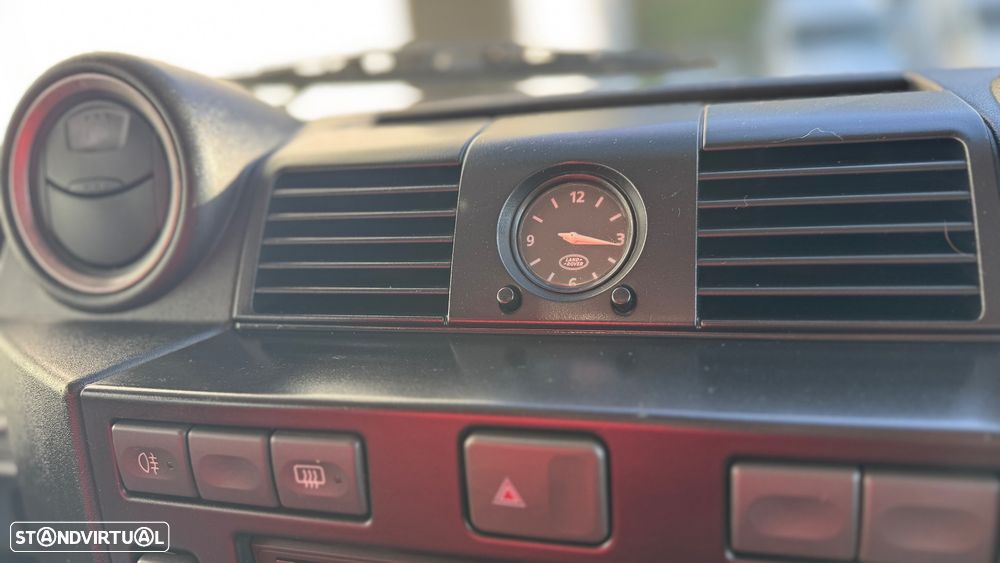 Land Rover Defender 110 DPF Station Wagon E - 34