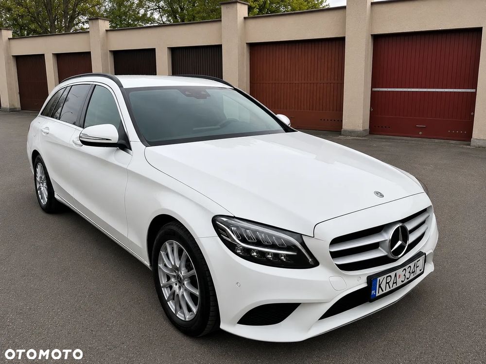 Mercedes-Benz Klasa C 200 d 9G-TRONIC - 23