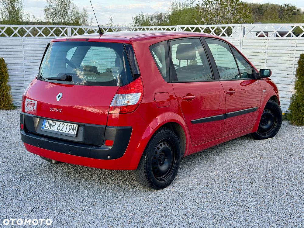 Renault Scenic 2.0 16V Dynamique - 3