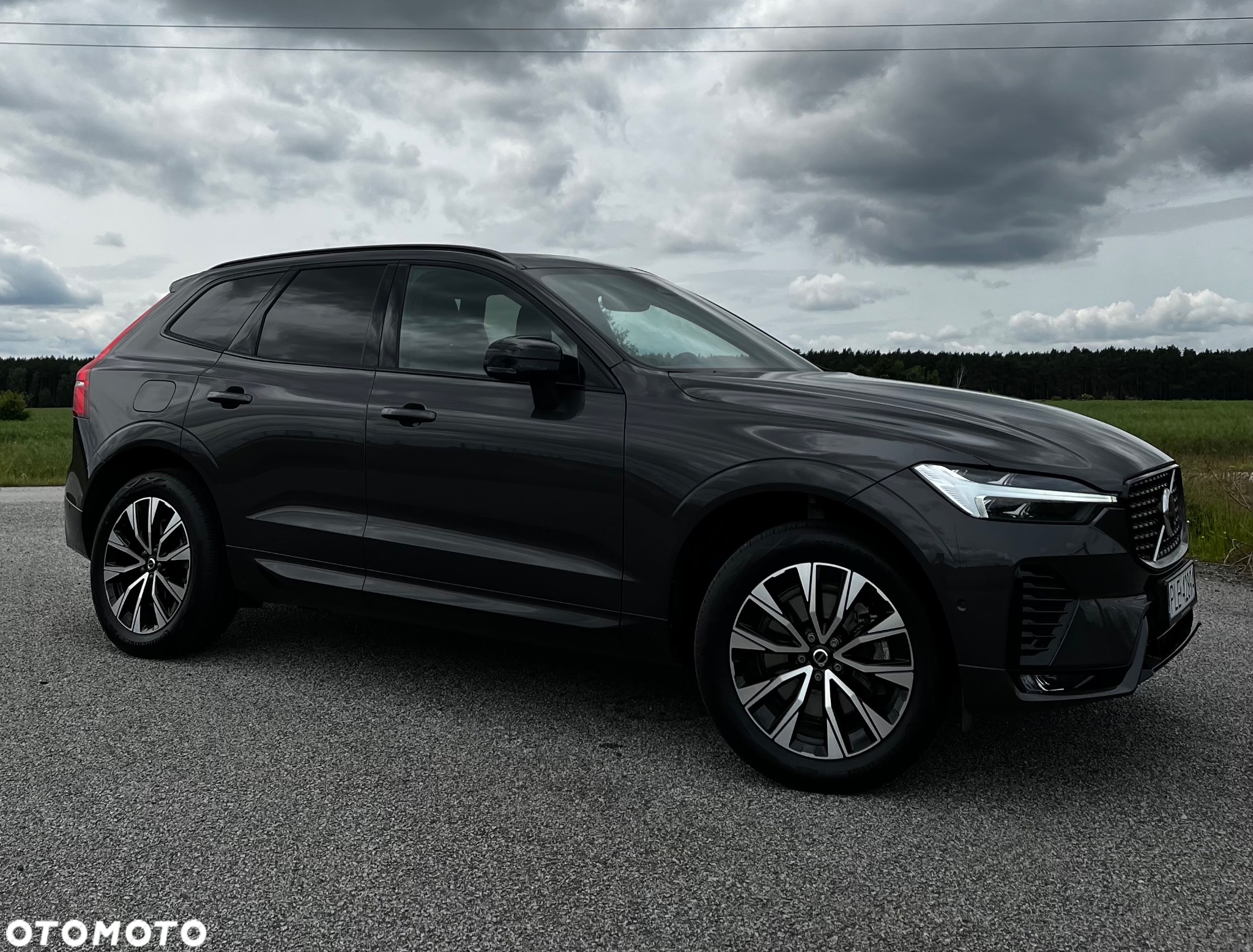 Volvo XC 60 B4 D Plus Dark - 2