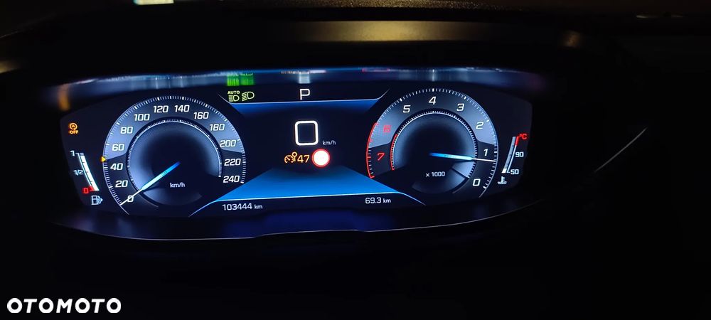 Peugeot 5008 1.2 PureTech Allure S&S EAT8 - 18