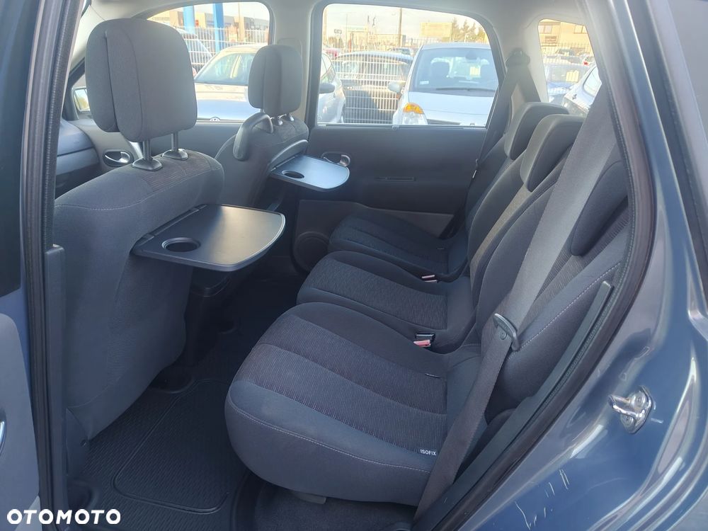 Renault Scenic - 16