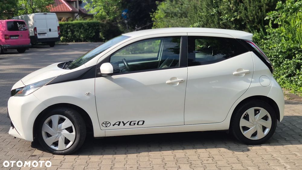 Toyota Aygo x-play - 2