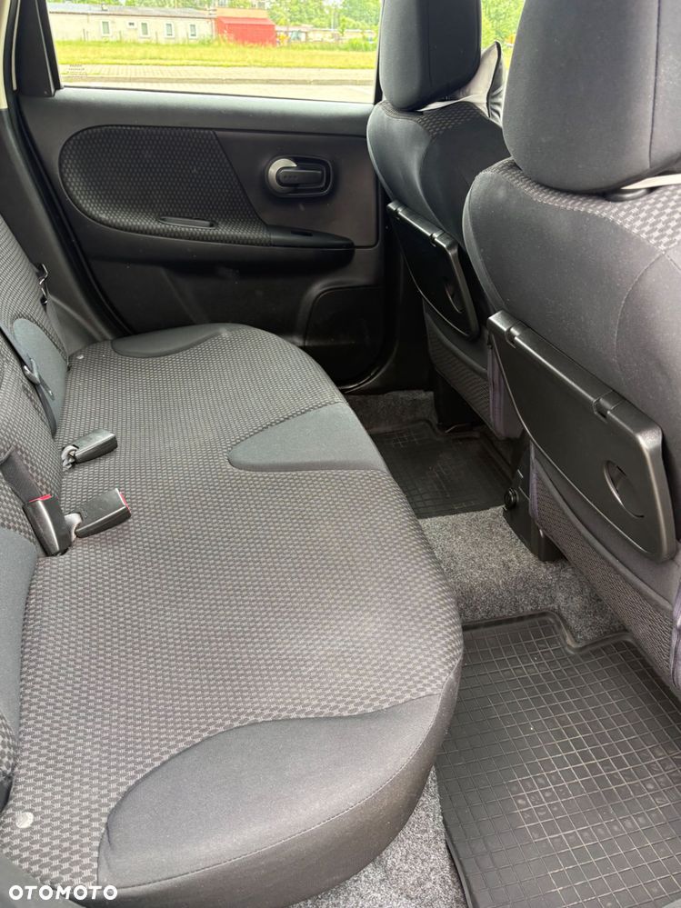 Nissan Note - 1