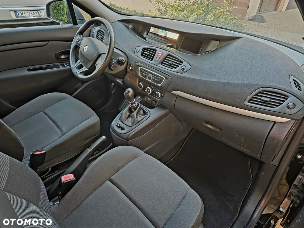Renault Scenic 1.6 16V 110 Dynamique - 18