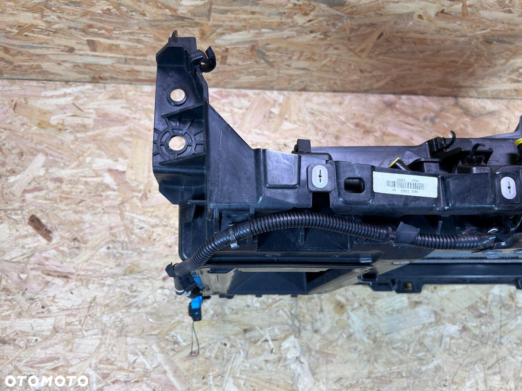PAS PRZEDNI WZMOCNIENIE CHŁODNICE OPEL CORSA F PEUGEOT 208 II ELEKTRYK 19- - 7