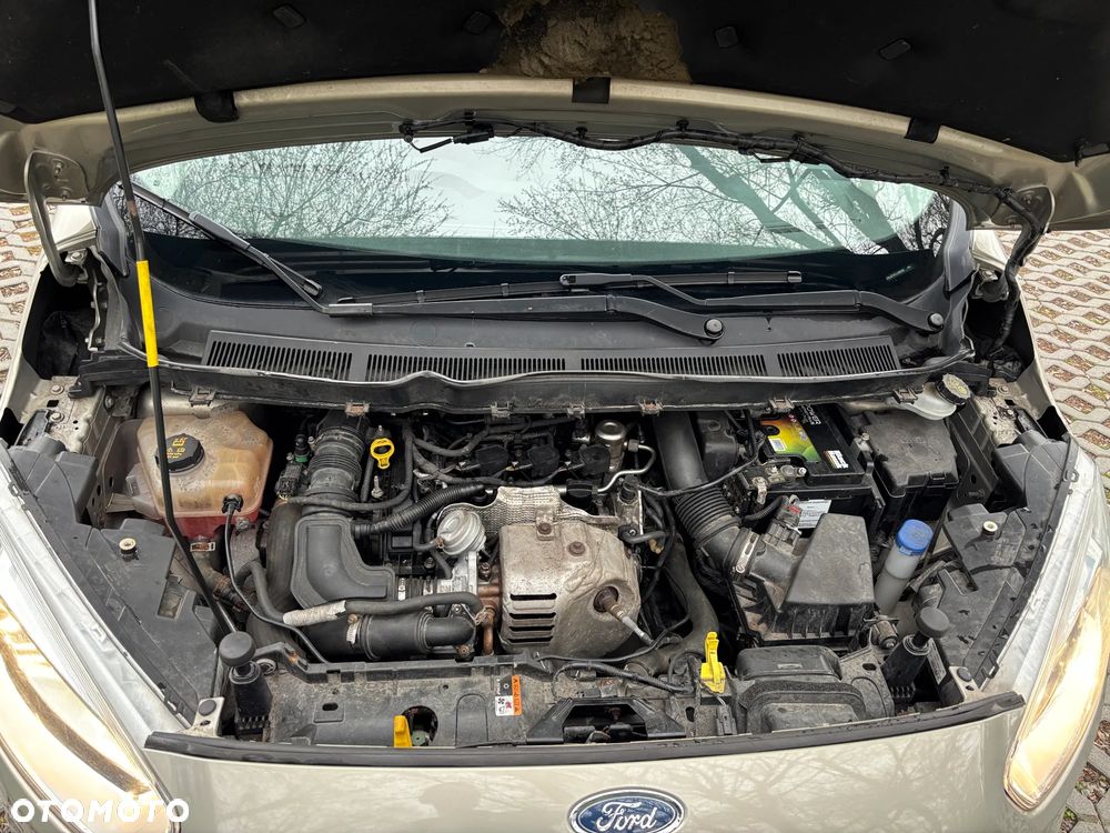 Ford Tourneo Courier 1.0 EcoBoost Titanium - 14
