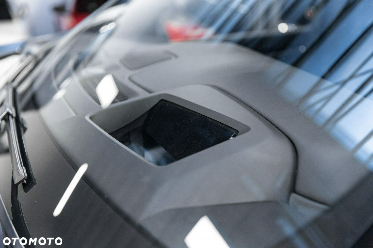 GMC Yukon - 13